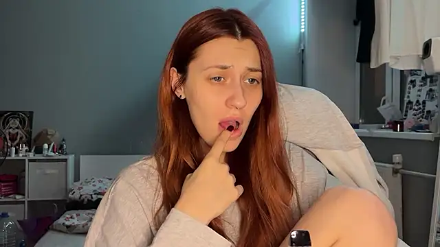 Uniarten online show from October 3, 6:27 pm