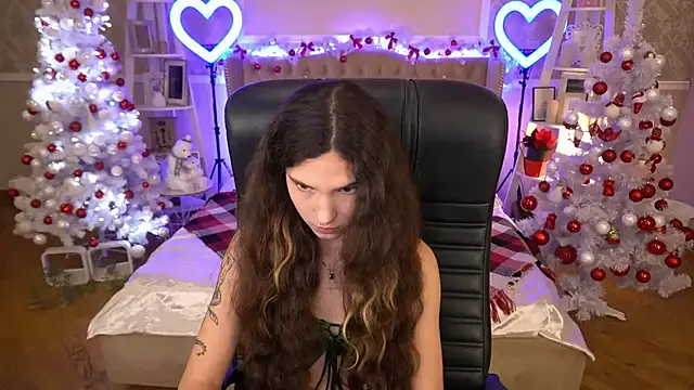 BabyFlowerr online show from December 11, 11:00 pm
