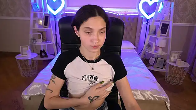 BabyFlowerr online show from January 9, 5:34 am