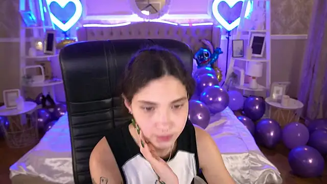 BabyFlowerr online show from January 11, 4:59 am
