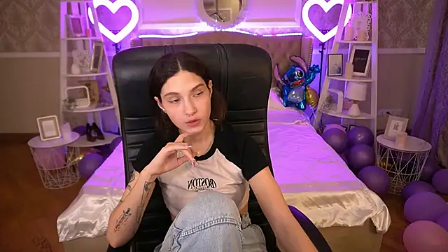 BabyFlowerr online show from January 30, 4:37 am