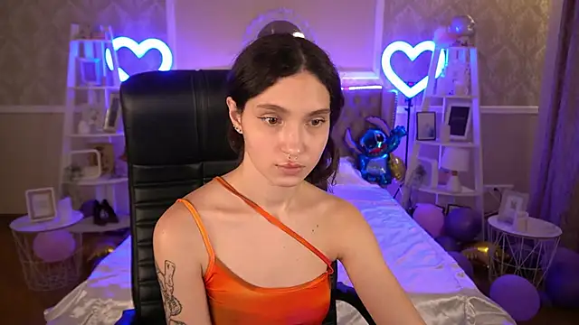 BabyFlowerr online show from February 4, 5:10 am