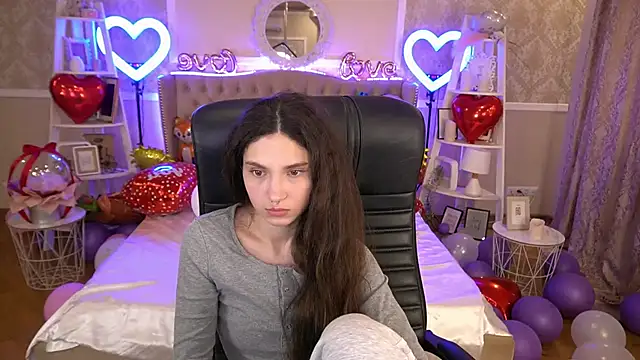 BabyFlowerr online show from February 20, 5:01 am