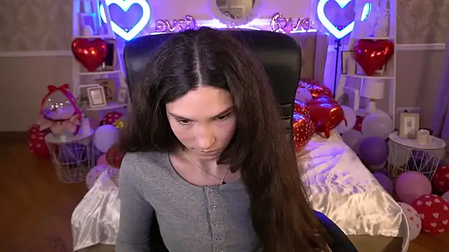 BabyFlowerr online show from February 26, 11:04 pm