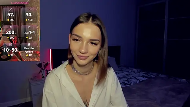 Snapshot of SophieCatty chatting on November 14, 10:25 am SophieCatty online show from November 14, 10:25 am