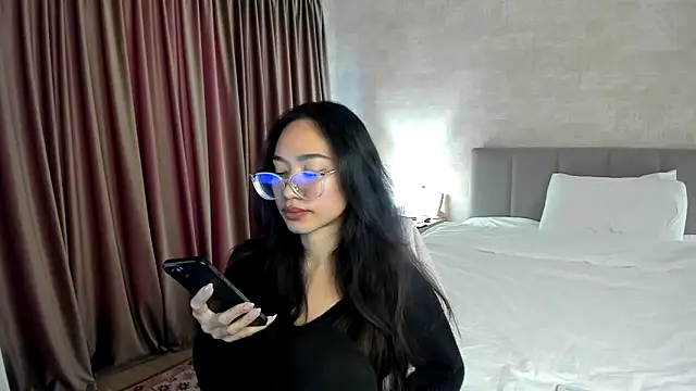 itsyourcassie online show from December 16, 6:10 am