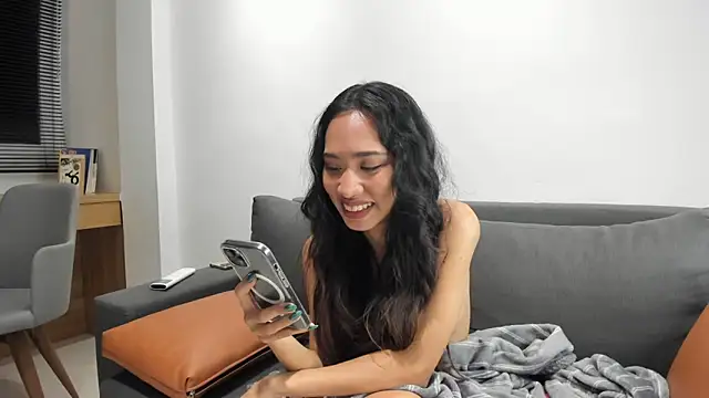 itsyourcassie online show from March 13, 6:16 am