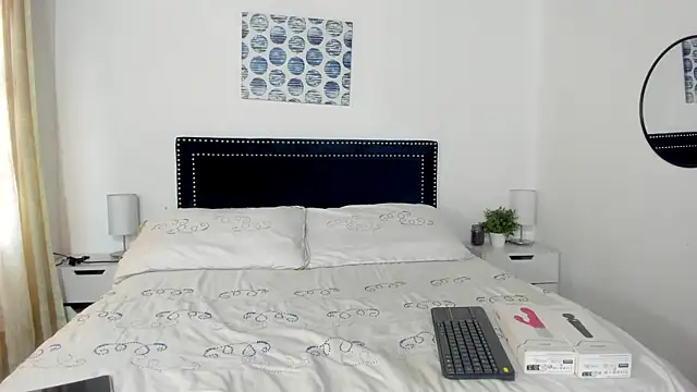 ZulyMichels online show from December 11, 12:23 pm