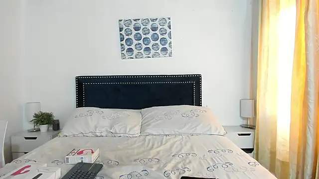 ZulyMichels online show from December 26, 12:49 pm