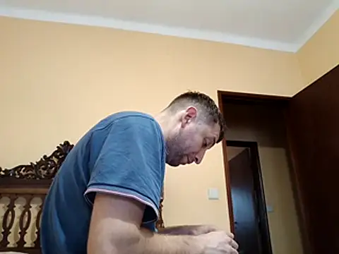 Snapshot of White_rabbit_ chatting on November 1, 9:11 am White rabbit online show from November 1, 9:11 am