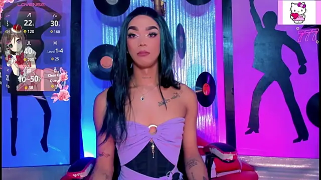 nickyminach  online show from June 13, 7:12 pm