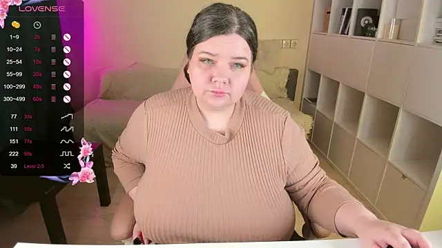 PlumPie online show from September 28, 4:56 pm