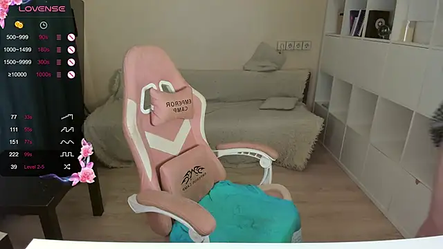 PlumPie online show from October 9, 4:21 am