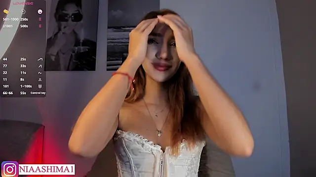 Snapshot of belashimaa chatting on March 14, 2:19 pm belashimaa online show from March 14, 2:19 pm