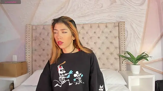 Girl Cherry online show from January 25, 11:34 am