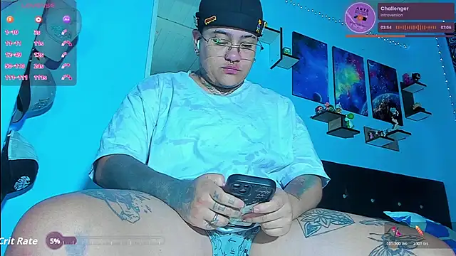 Snapshot of Techno_420_ chatting on October 28, 1:58 pm Techno 420  online show from October 28, 1:58 pm