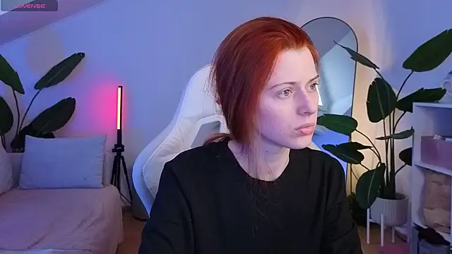 doll lesli online show from November 12, 6:36 am