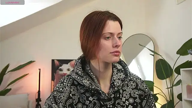 Snapshot of doll_lesli chatting on February 22, 12:58 pm doll lesli online show from February 22, 12:58 pm