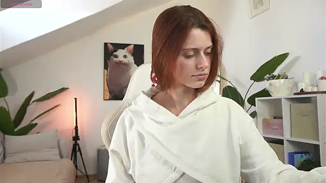 Snapshot of doll_lesli chatting on February 27, 12:49 pm doll lesli online show from February 27, 12:49 pm