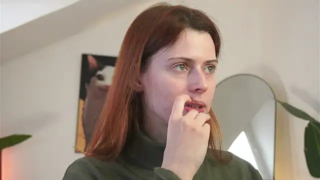 Snapshot of doll_lesli chatting on March 16, 1:15 pm doll lesli online show from March 16, 1:15 pm