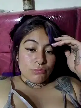 Juanavic online show from December 24, 2:32 am