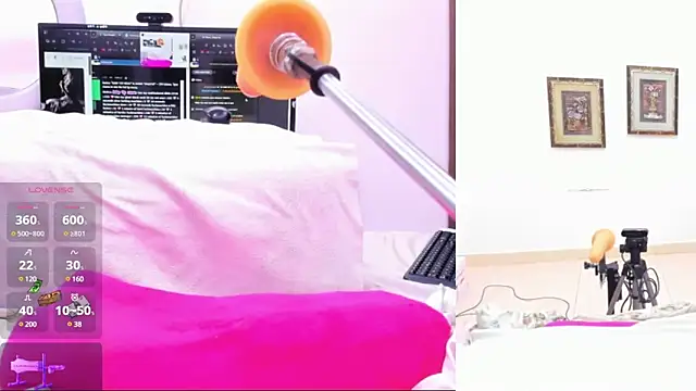 Paulina Davis  online show from January 25, 9:36 am