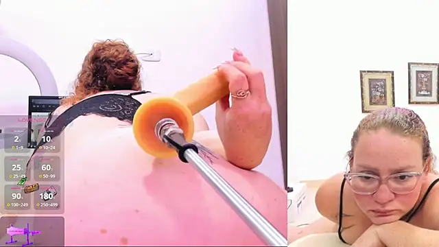 Paulina Davis  online show from January 29, 9:33 am