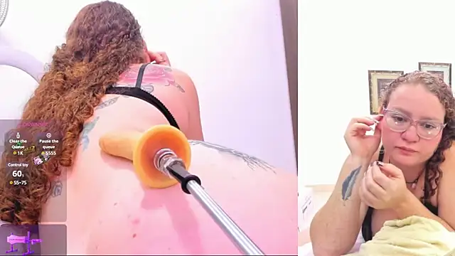 Paulina Davis  online show from January 30, 3:55 am