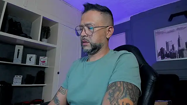 MrFrank tattoo online show from September 23, 12:57 am