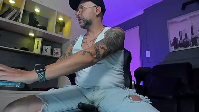 MrFrank tattoo online show from November 20, 10:31 pm