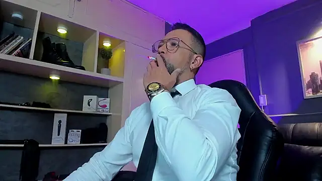 MrFrank tattoo online show from February 3, 10:31 am