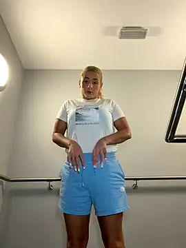 Strongqueen online show from October 10, 9:14 pm