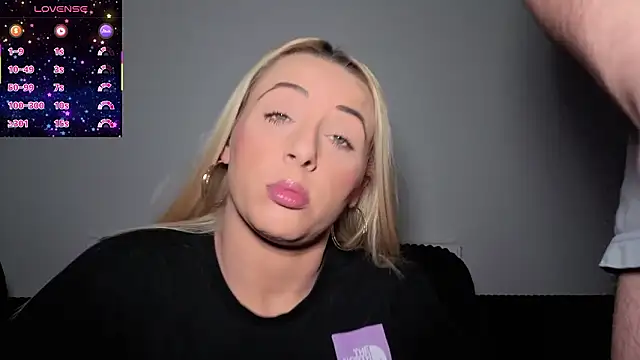 Strongqueen online show from February 5, 9:30 pm