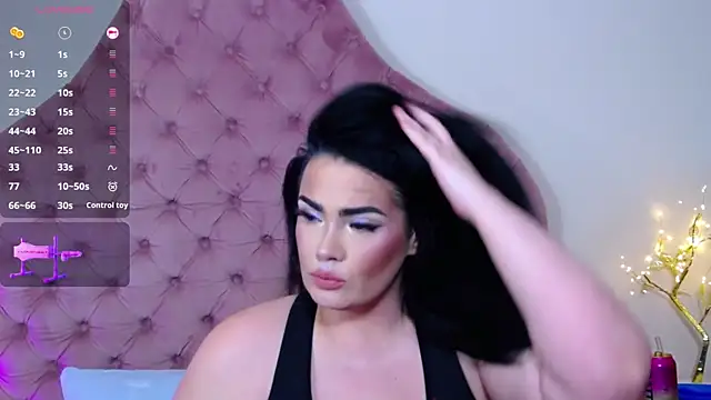 Snapshot of MargoshaHot chatting on October 15, 7:14 pm MargoshaHot online show from October 15, 7:14 pm