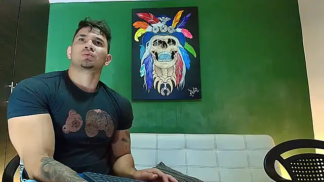 Snapshot of GendersonFit chatting on February 18, 2:13 pm GendersonFit online show from February 18, 2:13 pm