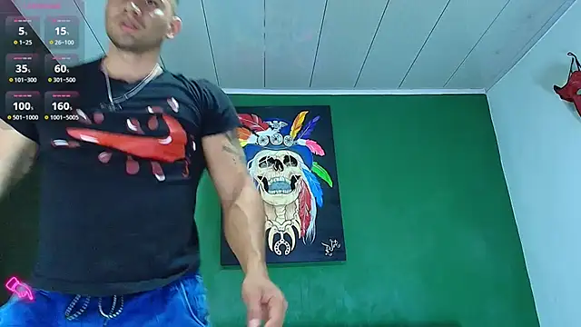 Snapshot of GendersonFit chatting on March 23, 9:41 pm GendersonFit online show from March 23, 9:41 pm