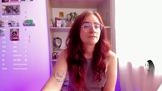 linda giggle online show from July 21, 2:30 pm
