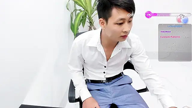Naughty--asian online show from January 20, 5:37 am