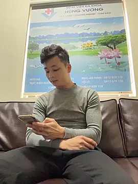 Naughty--asian online show from December 18, 7:47 am