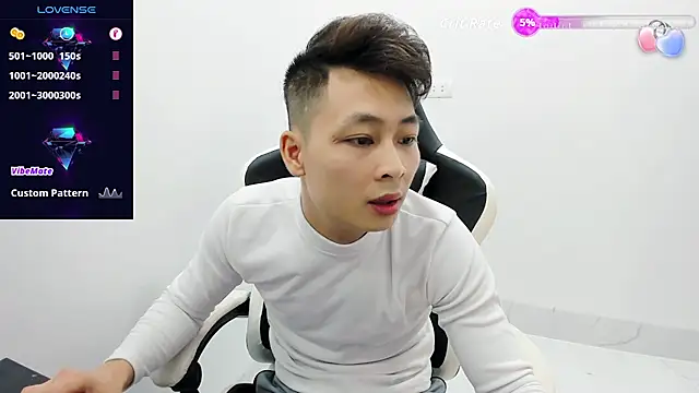 Naughty--asian online show from February 15, 4:31 am