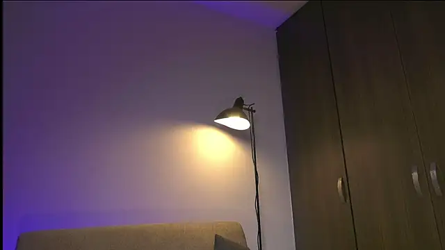 Amber  Davis online show from March 11, 9:59 pm