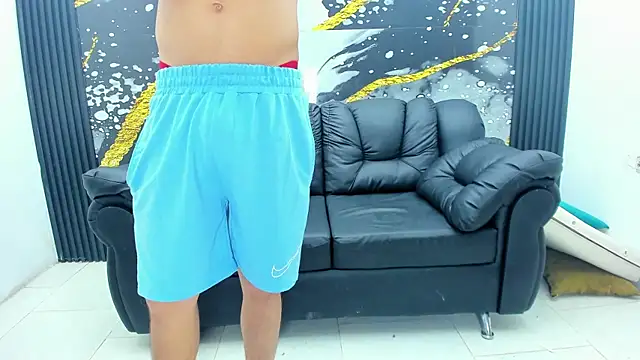 Snapshot of self_love46 chatting on March 25, 7:03 am self love46 online show from March 25, 7:03 am