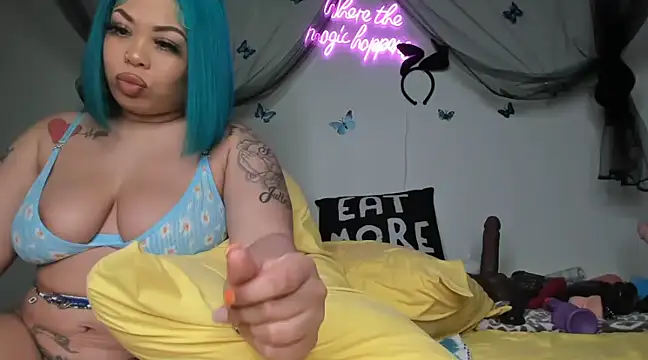 ThickAssRena online show from February 12, 1:41 am