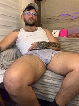 jonathan rivers online show from March 25, 9:21 pm