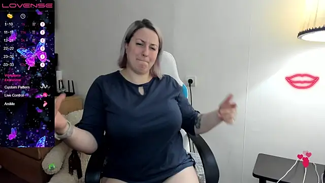Christen John lover online show from March 1, 3:05 pm