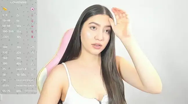 alice-love1 online show from February 12, 9:11 pm