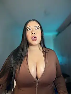 cami ortiz   online show from May 5, 3:58 am