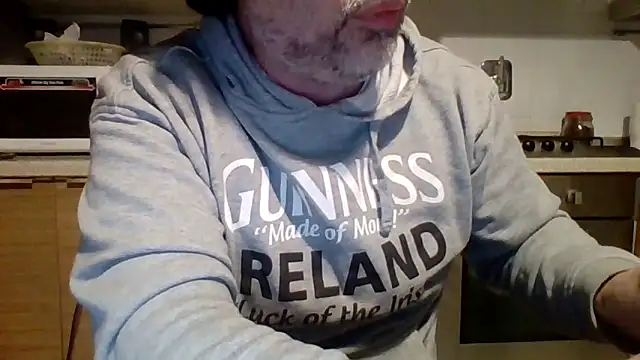 Snapshot of woww791 chatting on February 12, 2:34 pm woww791 online show from February 12, 2:34 pm