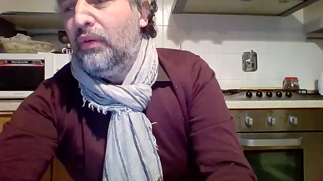 Snapshot of woww791 chatting on February 22, 9:57 pm woww791 online show from February 22, 9:57 pm