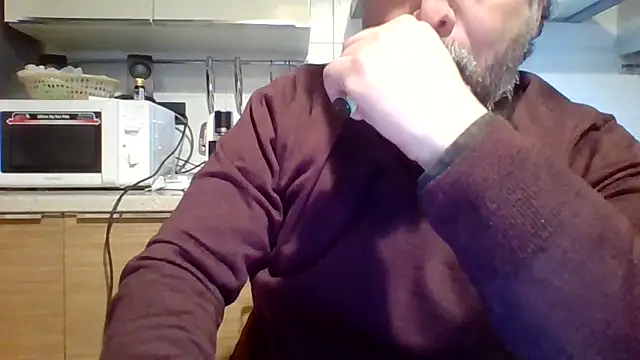 Snapshot of woww791 chatting on February 23, 6:38 pm woww791 online show from February 23, 6:38 pm